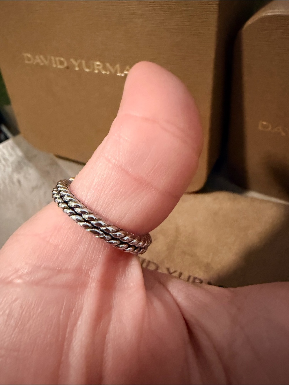 David Yurman Two-Tone thoroughbred Band with Gold - Picture 6 of 6